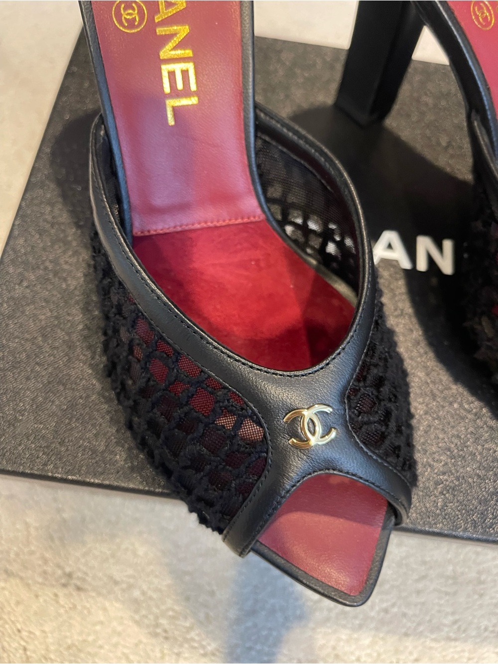 CHANEL COCO BEACH Black Mesh Mules - Picture 4 of 5